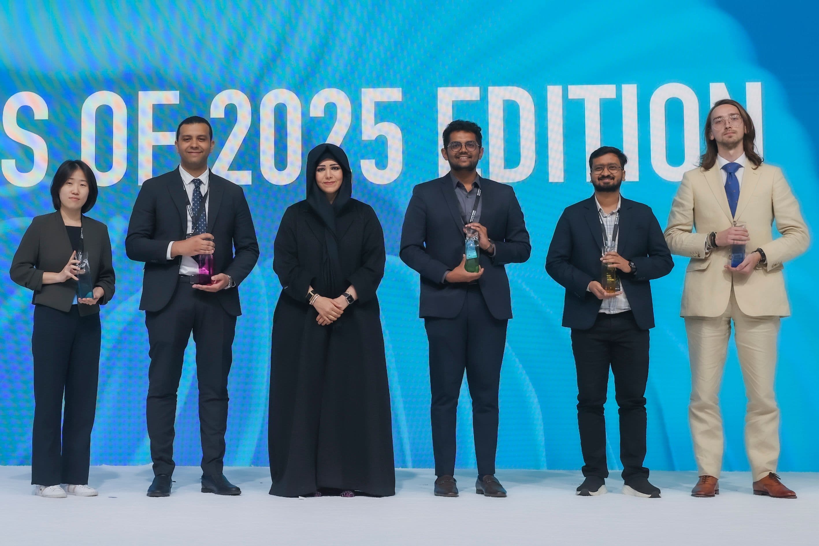 Latifa bint Mohammed honours five outstanding student innovators during ‘Dubai Future Solutions – Prototypes for Humanity’ exhibition