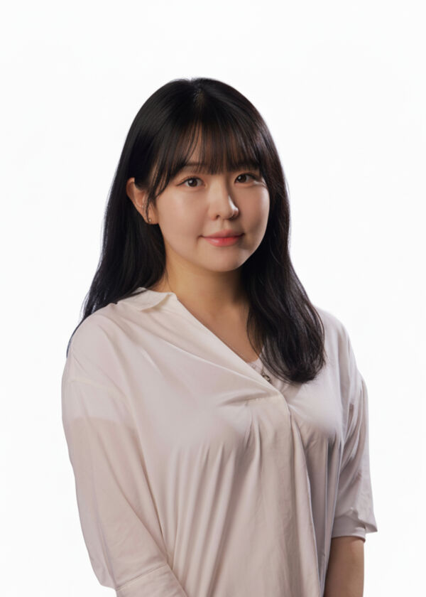Hyunseo (Suji) Kim